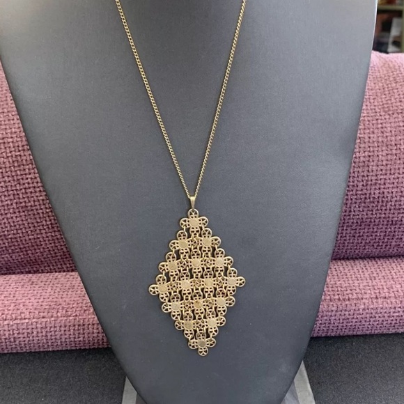 Vintage Sarah Coventry gold tone necklace - Picture 1 of 5